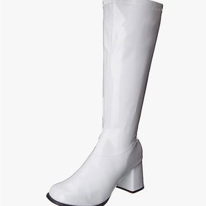 3in Gogo boots with zipper white